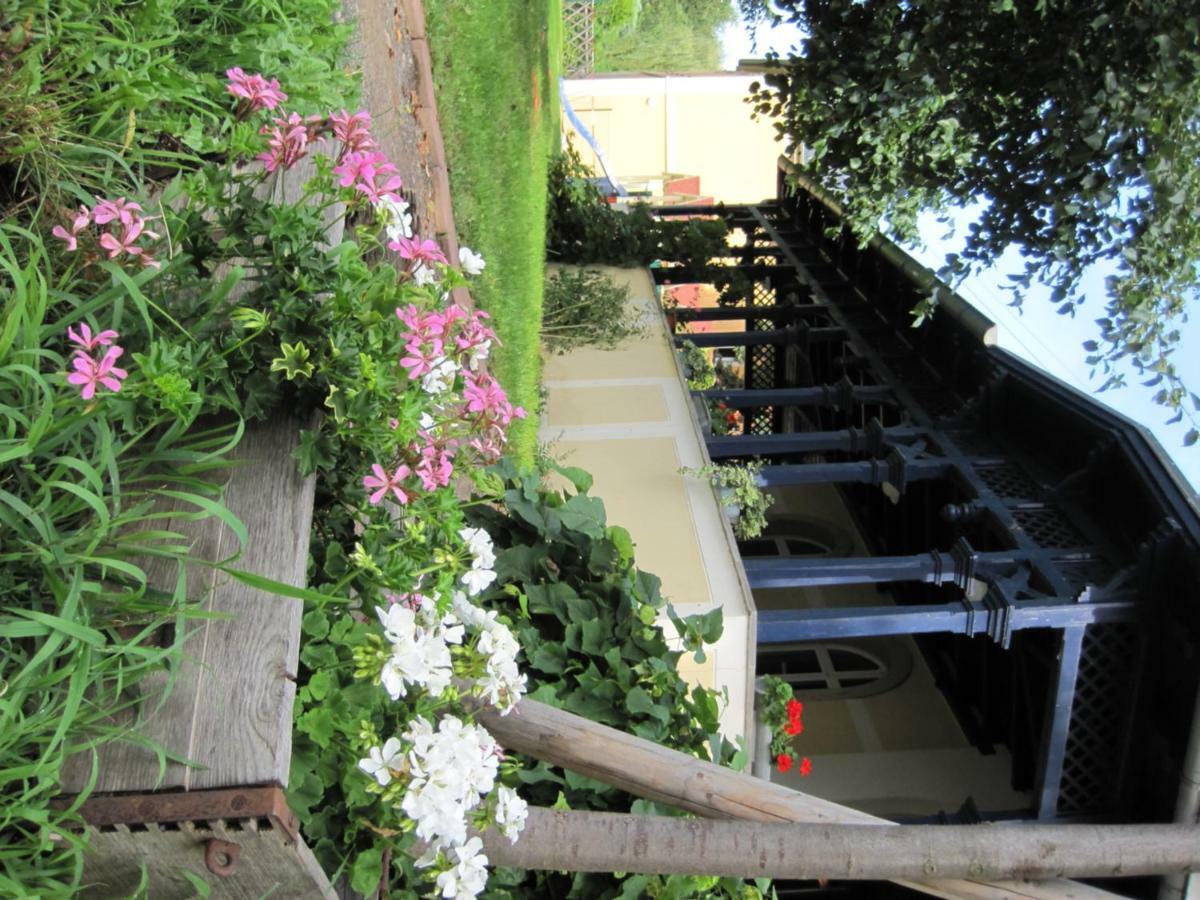 Dampfschiff Radebeul-Altkoe Appartement Buitenkant foto